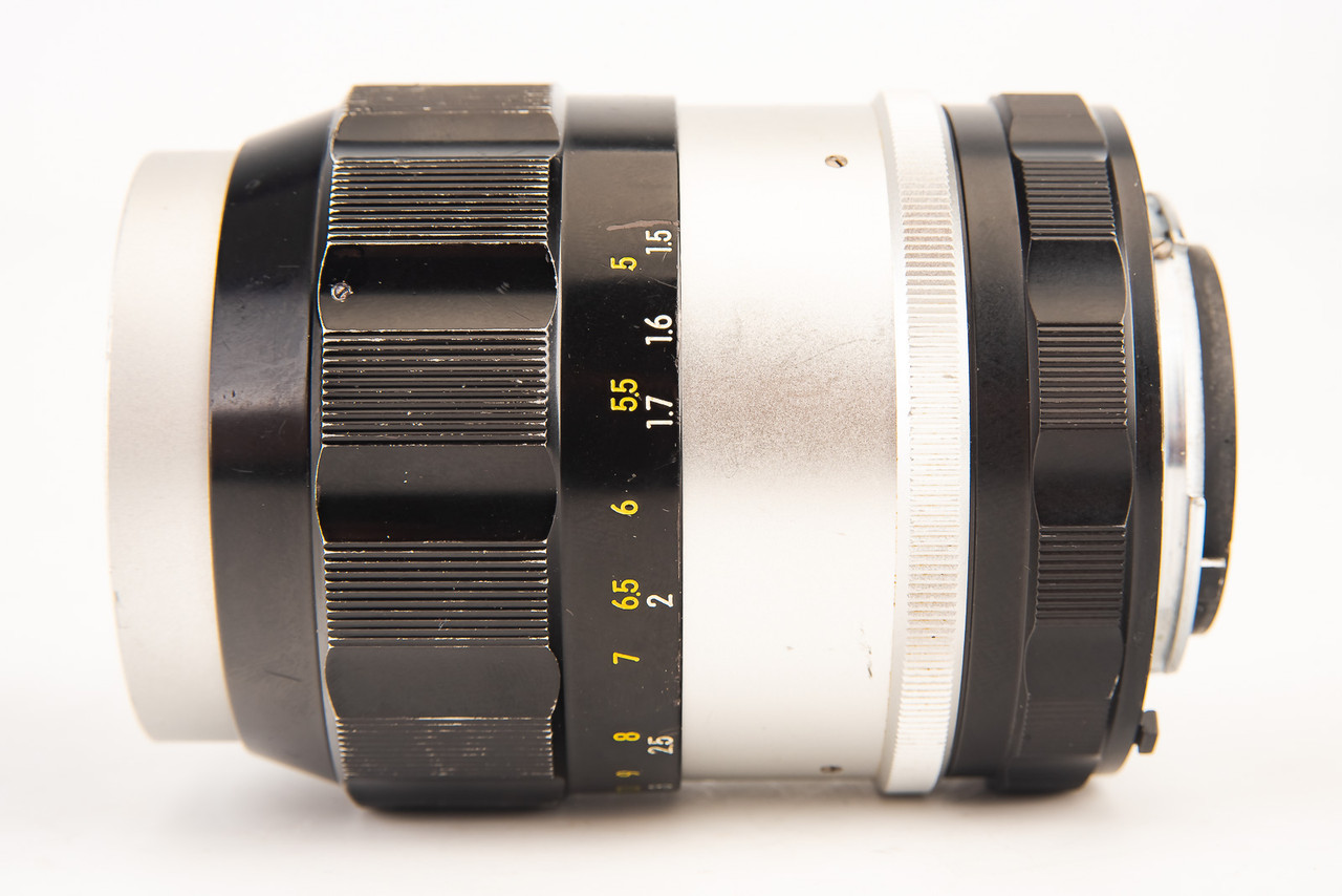 Nikon Nikkor-Q Auto 135mm f/3.5 AI MF Telephoto Portrait Lens with