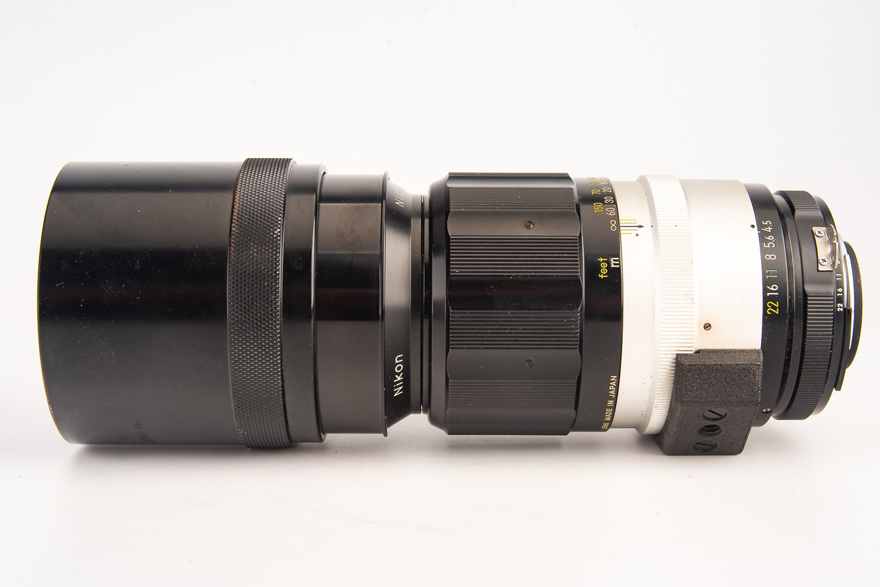 Nikon Nikkor-H Auto 300mm f/4.5 Ai MF Telephoto Lens with UV