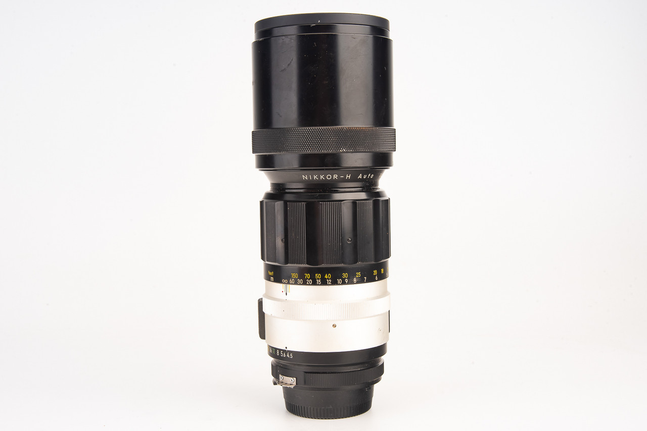 Nikon Nikkor-H Auto 300mm f/4.5 Ai MF Telephoto Lens with UV