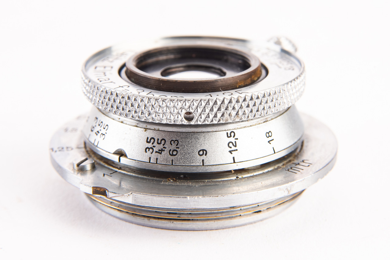 Leica Leitz Elmar 3.5cm 35mm f/3.5 Wide Angle Lens M39 with Caps