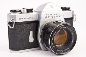 Pentax Spotmatic 35mm SLR Film Camera 1972 25 Year Service Award 55mm Lens V14