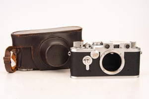 Leica IIIf 35mm Film Rangefinder Camera Body with Timer Case SN 523928 1950-51