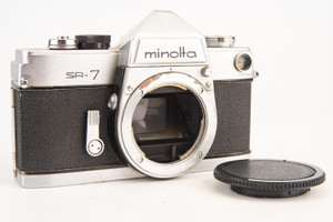 Minolta SR-7 35mm SLR Film Camera Body with Protective Cap Battery TESTED V22