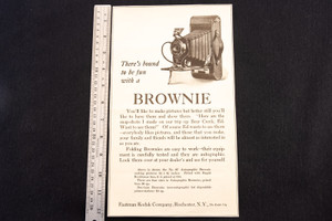 Antique 1923 Kodak Brownie No 2C Camera Magazine Advertisement 7 x 12 1/4'' V16