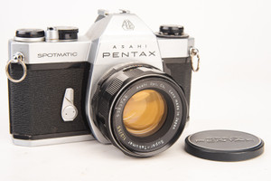 Pentax Spotmatic SP II 35mm SLR Film Camera with Super Takumar 55mm f/2 Lens V25