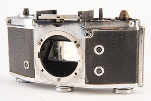 Exakta VX1000 35mm SLR Film Camera Body AS-IS for Parts or Repair V29