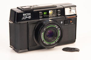 Ricoh AF-5 35mm Rangefinder Film Camera Rikenon 38mm f/2.8 Lens AS-IS V29