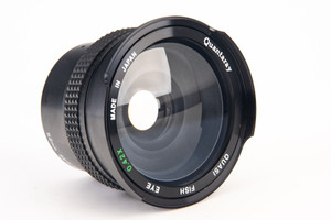 Quantaray Quasi Fish Eye 0.42x Super Wide Angle Lens Attachment for 55mm V21