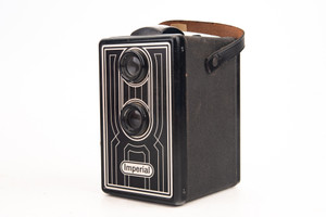 Braun Imperial 6x6 120 Roll Film Pseudo TLR Box Camera Art Deco WORKS V22