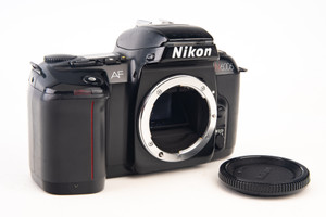 Nikon N6006 35mm SLR Auto Focus Film Camera Body AF Mount