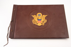 America Bald Eagle Symbol 14 ½ X 10 ½'' Family Photo Album with 41 Photos V23