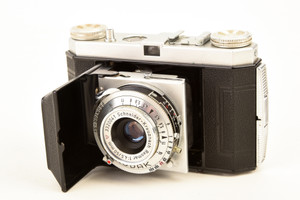 Kodak Retinette Type 017 35mm Film Camera with Reomar 50mm f/4.5 Lens V28