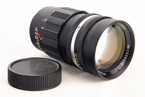 M42 Mount Accura Supertel 135mm f/3.2 MF Telephoto Portrait Lens with Cap V25