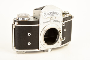 Exakta VX 35mm SLR Film Camera Body with Film Spool TESTED WORKS V29