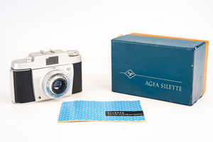 Agfa Silette 35mm Film Viewfinder Camera w Color-Agnar 45mm f3.5 Lens in Box V21