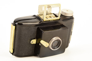 Kodak Eastman Bantam f.8 Telescoping Front 828 Film Camera Vintage V28