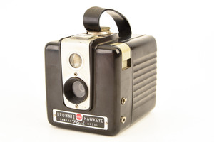 Kodak Brownie Hawkeye 620 Roll Film Camera Flash Model Vintage 1950's WORKS V20