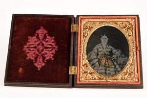 Tintype Portrait of Woman in 1/6 Plate Littlefield Molded Union Case V28 Tintype Portrait of Woman in 1/6 Plate Littlefield Molded Union Case V28