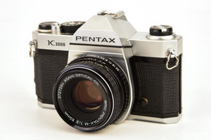 Pentax K1000 35mm SLR Film Camera with Pentax-M SMC 50mm f/2 Lens V24