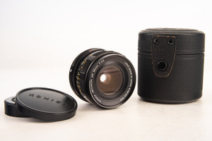 Konica Hexanon AR 28mm f/3.5 MF Wide Angle Lens with Both Caps and Case V17