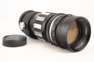 M42 Screw Mount Spiratone Tc 200mm f/4.5 Telephoto MF Lens with Cap V27