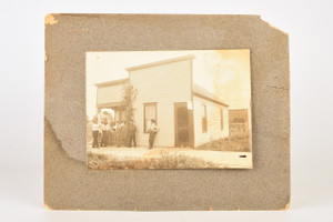 1890s Mounted Albumen Print 10x8'' - 8 Men Outside of A Veternian/Dentist V28