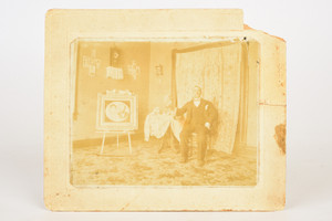 Late 1800s Mounted Albumen Print 6¼ x5¼'' - Mourning Man Next to Picture V21