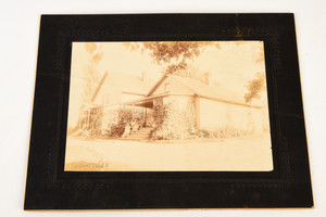1900 Mounted Albumen Print 9x7'' - 2 Homes One with People on Porch V28