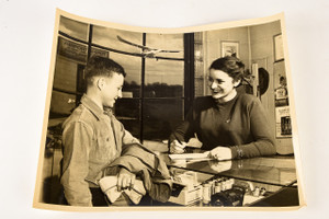 1940s 10x8'' Gelatin Silver Photo - Young Man Registering for Flight School V25