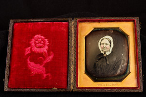 1850s Daguerreotype Photo Victorian Grandmother By Whitehurst 1/6 Plate Case V25