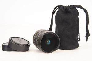 Nikon AF Nikkor 10.5mm f/2.8 G ED DX Fisheye Ultra Wide Angle Lens with Caps V12