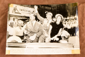 1947 Aviator Bill Odom Around the World Flight Chicago AP Wire Photo V34