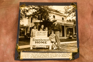 General Dwight Eisenhower at Family Home Abilene Kansas 1947 AP Wire Photo V34