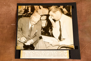 Howard Hughes & Noah Dietrich Senate Hearing 8¾×8¼ 1947 AP Wire Photo V35
