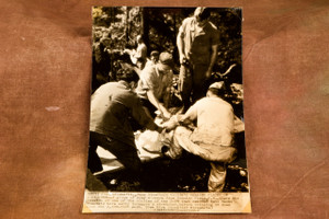 Springfield VT B-29 Crash Recovery 6½x9¼ 1947 AP Wire Photo V37