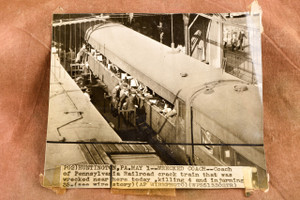 Pennsylvania Railroad Wreck Kills 4 Injures 35 1947 7⅜x6¼ AP Wire Photo V31