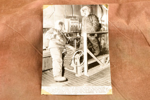 Air Corps Tests Men at 25 Below Zero Wright Field 5¼x7¼ 1947 AP Wire Photo V39