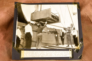 WWII War Dead Caskets Oakland California 8¾x7¾ 1947 AP Wire Photo V31