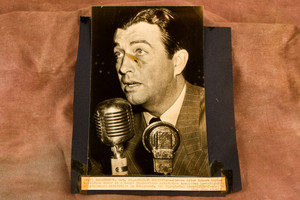 Robert Taylor Testifies HUAC Hollywood Communism DC 7¼x9 1947 AP Wire Photo V37