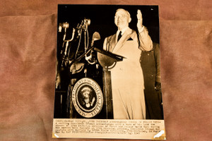 Truman 35th Division Veterans Reunion Kansas City 6⅜ x 8⅝ 1947 AP Wire Photo V36