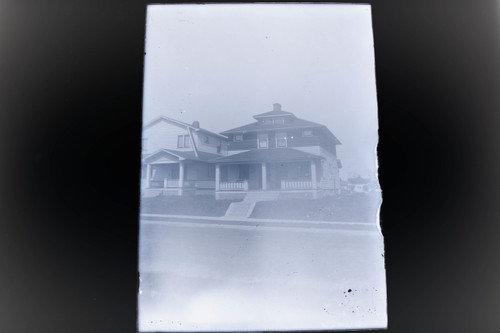 Antique 5x7 Inch Plate Glass Negative Of A Large House V31
