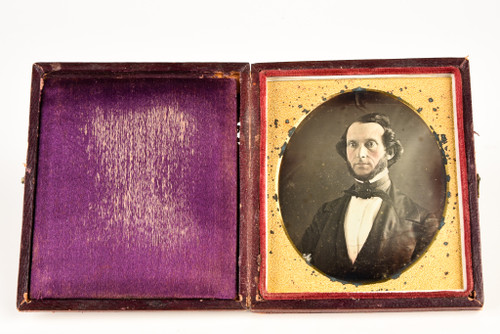 Daguerreotype of Older Gentleman in 1/6 Plate Wood Composite Union Case V25
