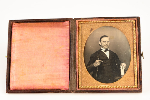 Daguerreotype of Older Gentleman in 1/6 Plate Wood Composite Union Case V24