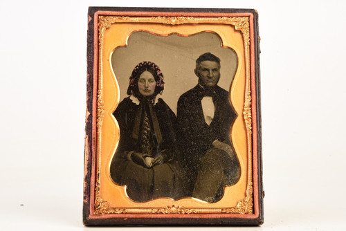 Ruby Ambrotype of Victorian Couple in Half 1/4 Plate Wood Composite Case V27