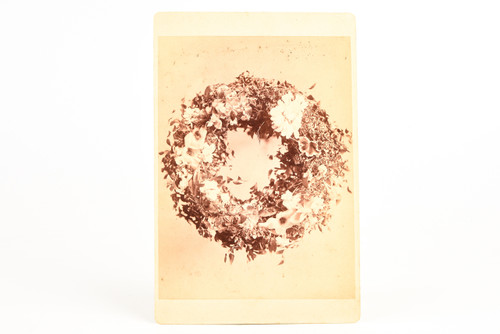 Late 1800s Cabinet Card Photo 6½x4¼ - Detailed Floral Wreath V26