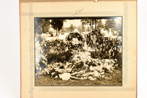 1920s Silver Gelatin Print 12¾x11½'' - Funeral Flowers in Cardboard Frame V29
