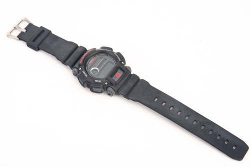 Casio G-Shock Digital Mens Watch DW-9052 Black with Red Accents V23