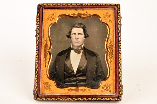 Daguerreotype Photo Victorian Gentleman 1/6 Plate Wood Composite Case SEALED V25