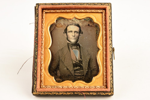 Daguerreotype Photo of IDed Victorian Gentleman in Half a 1/9 Plate Case V21