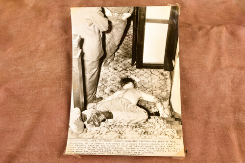1947 AP Wire Photo Rodeo Cowboy A.J. Greening Stabbing Victim Chicago Crime V31